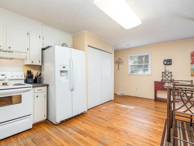 Photo of 404 Tebblewood Drive