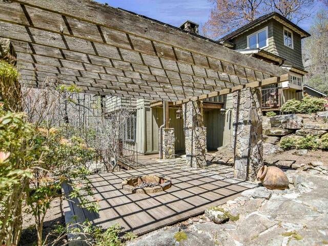 Photo of 126 COLUMBINE Way