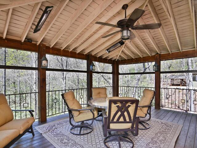 Photo of 126 COLUMBINE Way