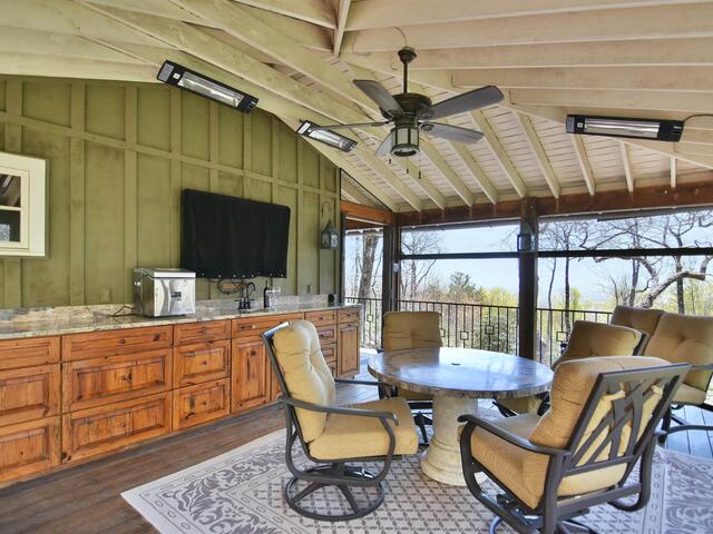 Photo of 126 COLUMBINE Way