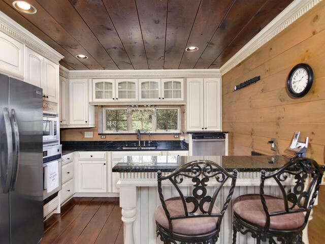 Photo of 126 COLUMBINE Way