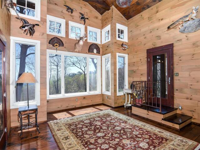 Photo of 126 COLUMBINE Way