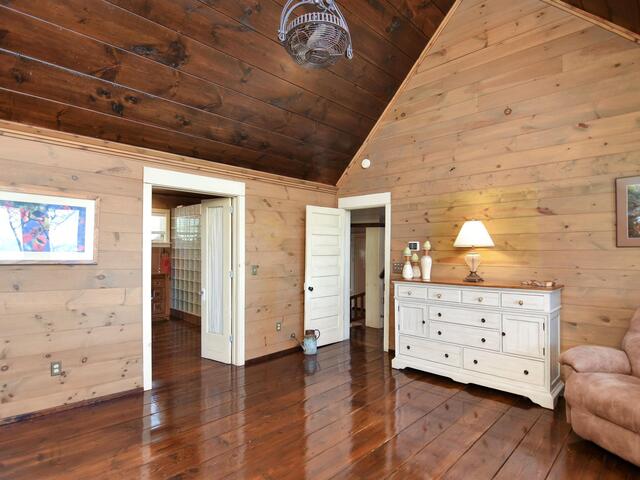 Photo of 126 COLUMBINE Way