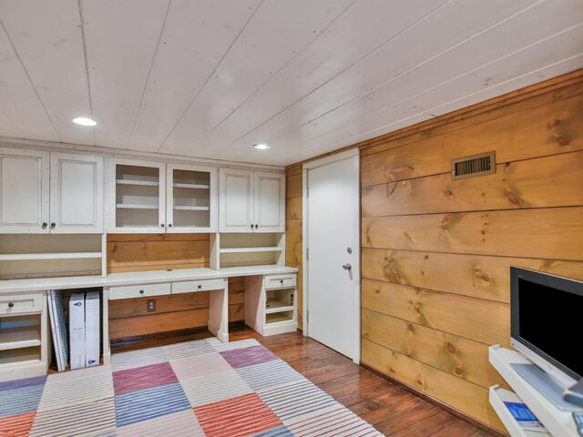 Photo of 126 COLUMBINE Way