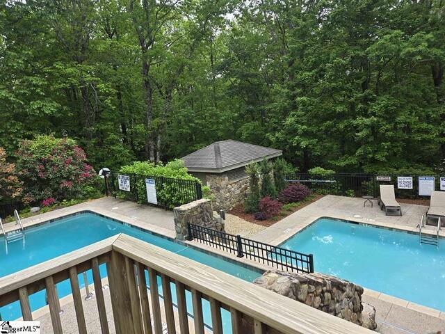 Photo of 126 COLUMBINE Way