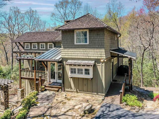 Photo of 126 COLUMBINE Way