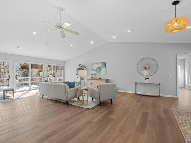 Photo of 12 Yeoman Lane