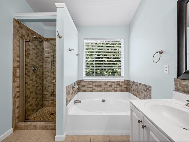 Photo of 100 Northcliff Way