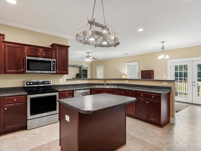 Photo of 1215 Grady Hall Road