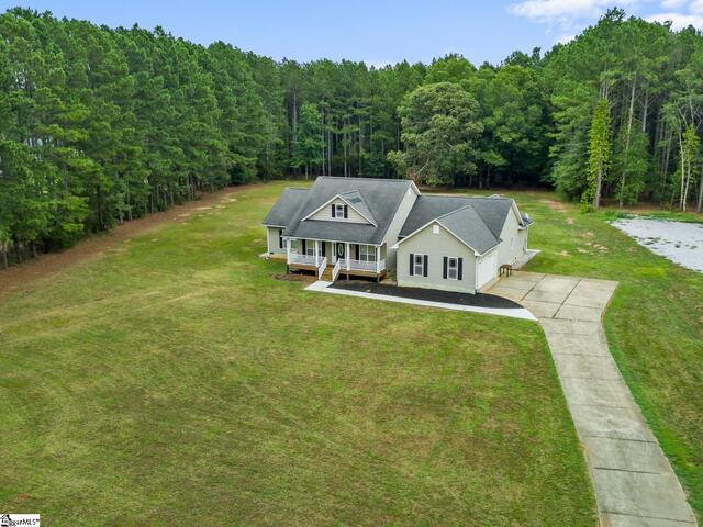 Photo of 1215 Grady Hall Road