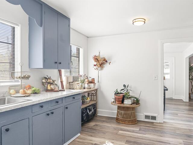 Photo of 1413 S McDuffie Street