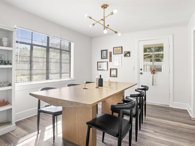 Photo of 1413 S McDuffie Street