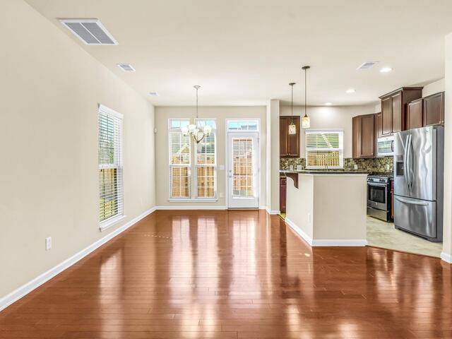 Photo of 446 Christiane