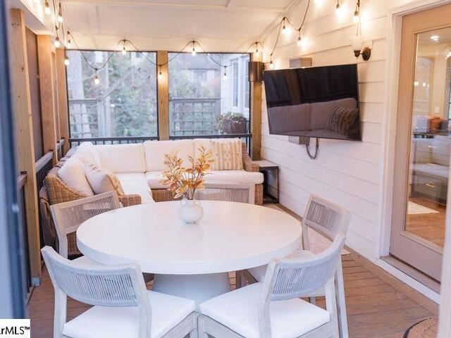 Photo of 19 Rock Creek Drive