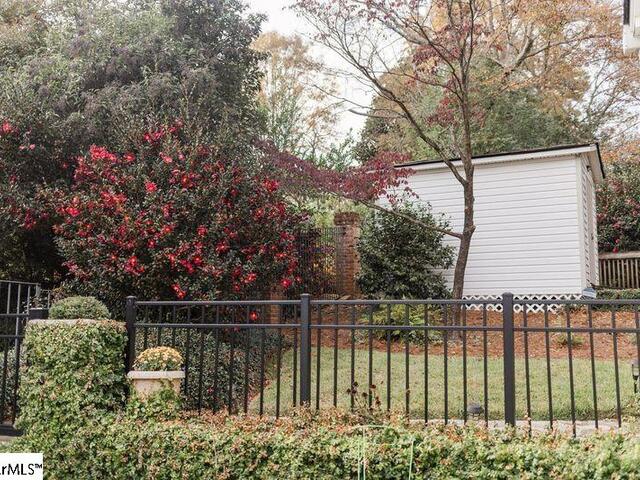 Photo of 19 Rock Creek Drive