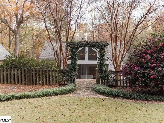 Photo of 19 Rock Creek Drive