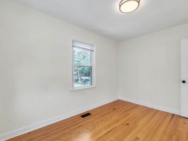 Photo of 224 S Hampton Drive