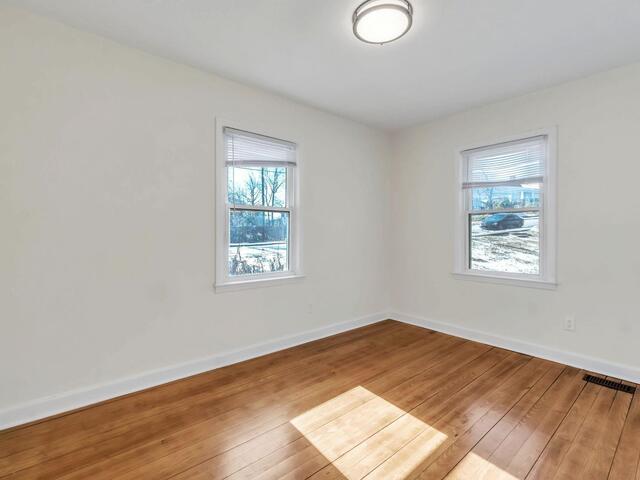 Photo of 224 S Hampton Drive