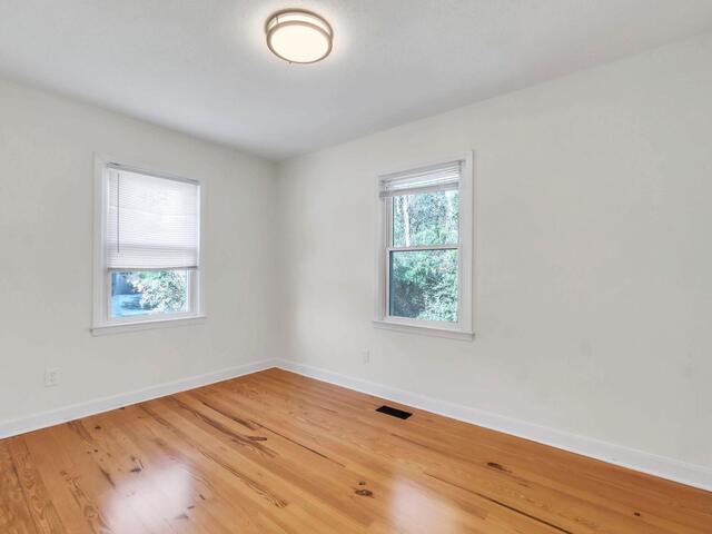 Photo of 224 S Hampton Drive