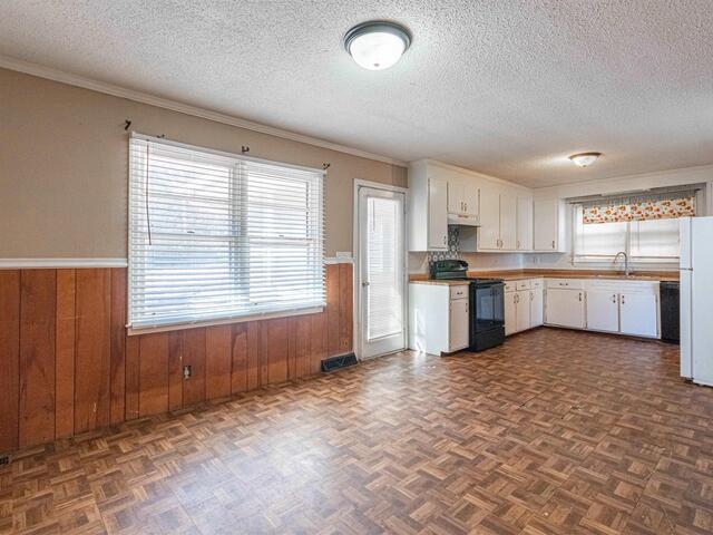 Photo of 49 FOXHALL Road