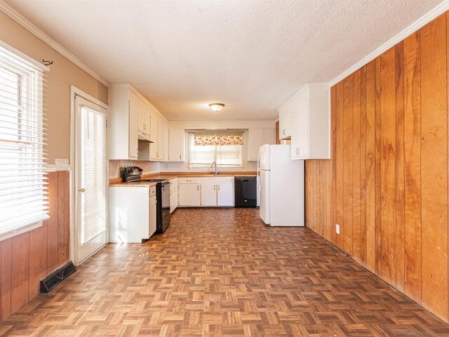 Photo of 49 FOXHALL Road