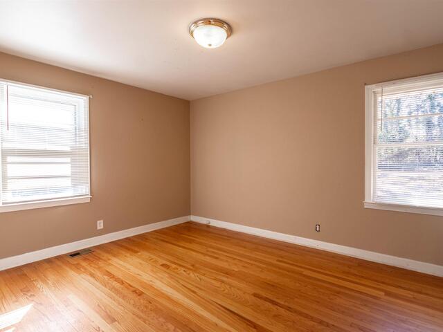 Photo of 49 FOXHALL Road