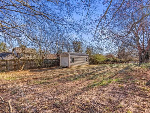 Photo of 519 Longview Terrace