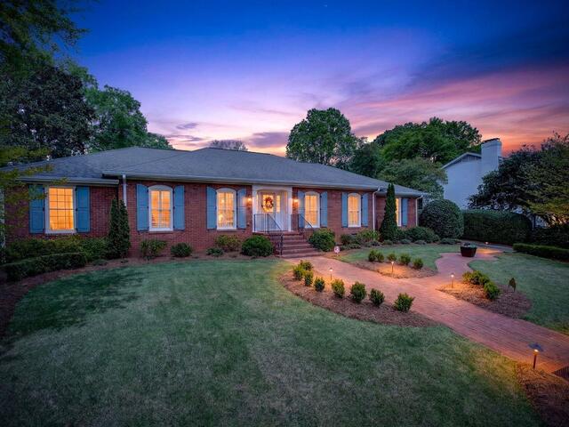 Photo of 18 LaVista Court