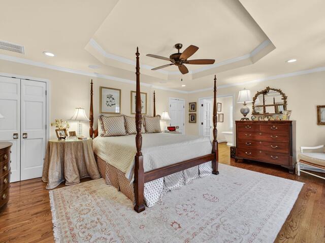 Photo of 18 LaVista Court