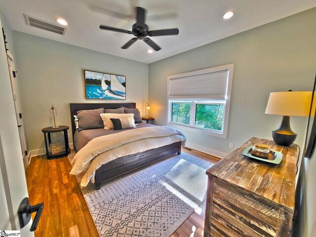 Photo of 366 Hideaway Cove Drive