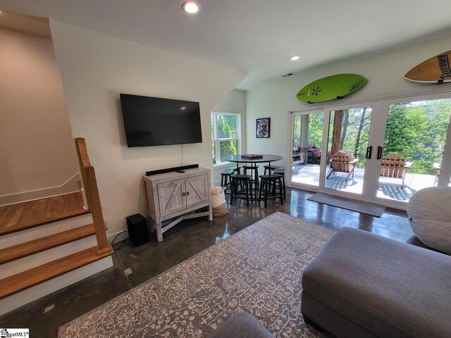Photo of 366 Hideaway Cove Drive