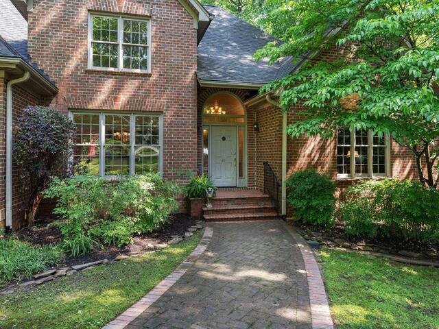 Photo of 41 Farringdon Drive