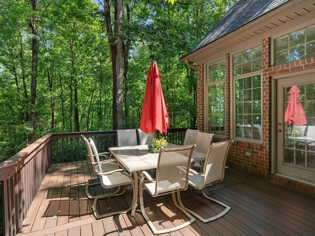 Photo of 41 Farringdon Drive