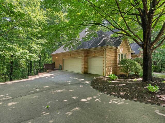 Photo of 41 Farringdon Drive