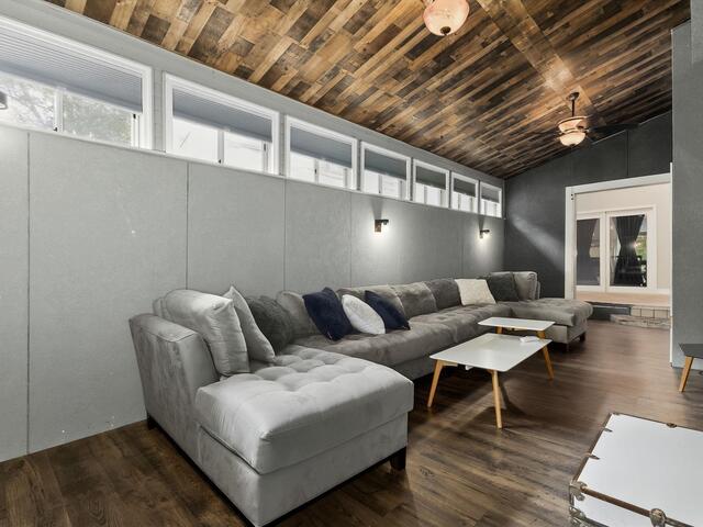 Photo of 2 Robinson Road