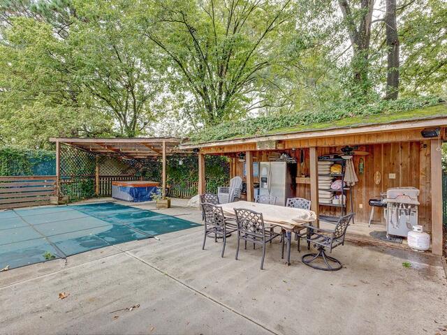 Photo of 2 Robinson Road