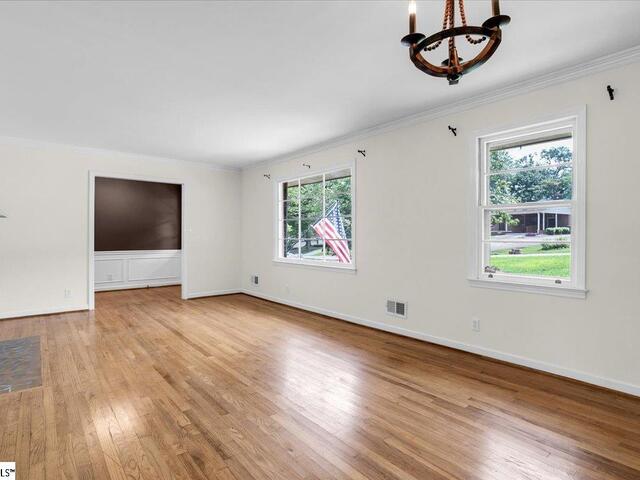 Photo of 125 Kathryan Court