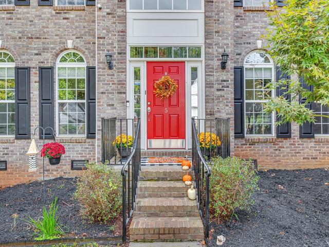 Photo of 5 Winding River Lane