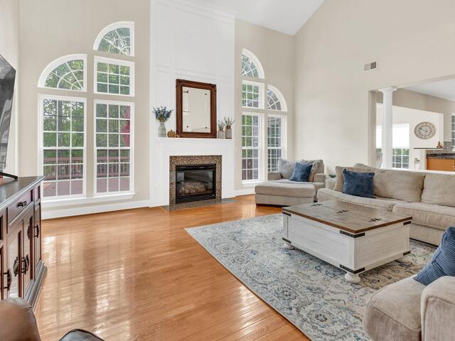 Photo of 5 Winding River Lane