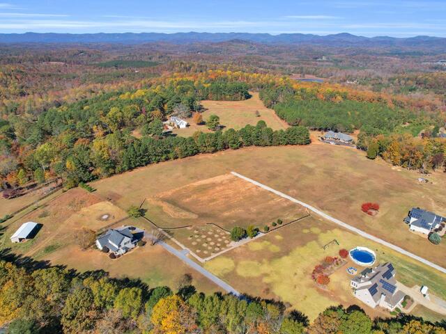 Photo of 137 Dogwood Boulevard