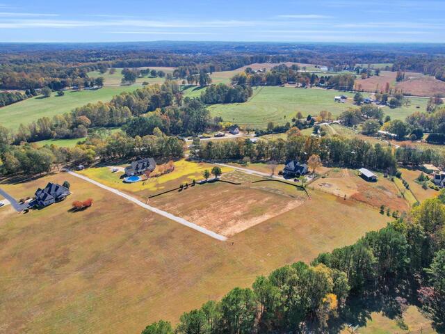 Photo of 137 Dogwood Boulevard