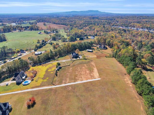 Photo of 137 Dogwood Boulevard