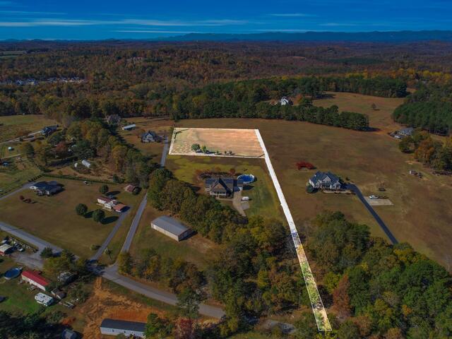 Photo of 137 Dogwood Boulevard