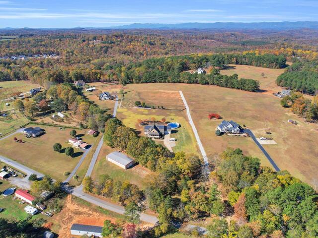 Photo of 137 Dogwood Boulevard