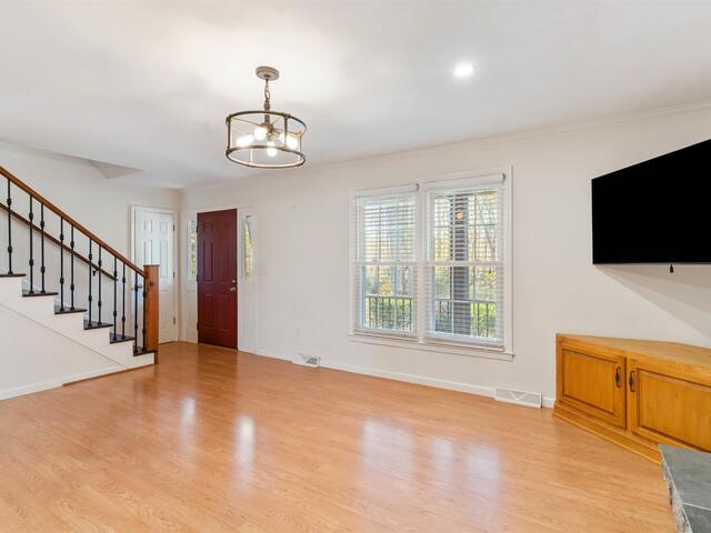 Photo of 112 Stephens Circle