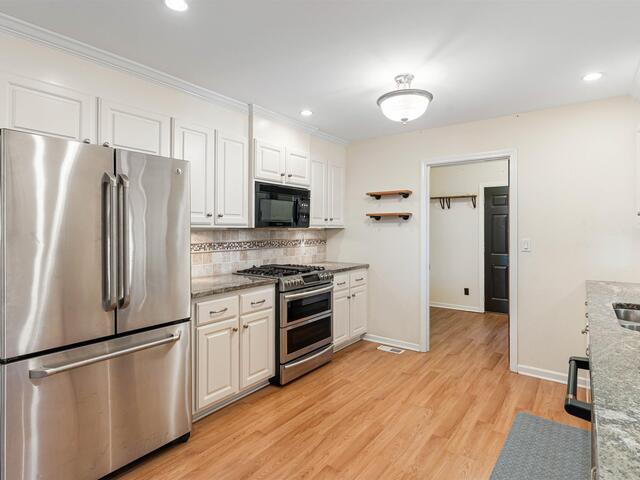 Photo of 112 Stephens Circle