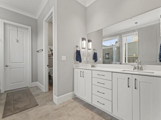 Photo of 421 Lakestone Court