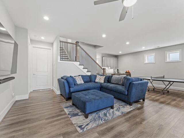 Photo of 421 Lakestone Court