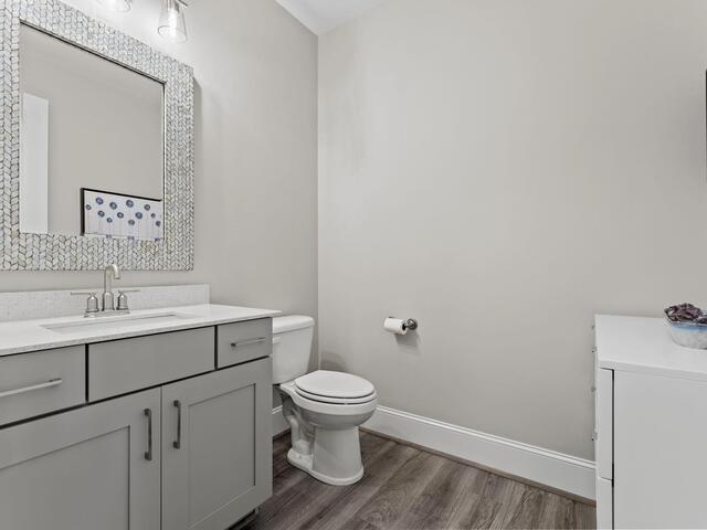 Photo of 421 Lakestone Court