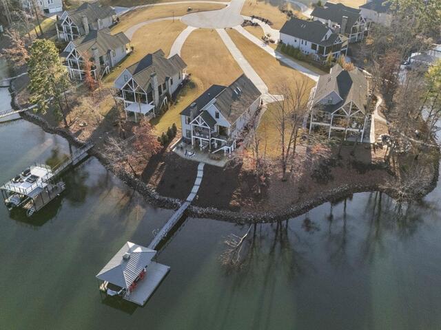 Photo of 421 Lakestone Court